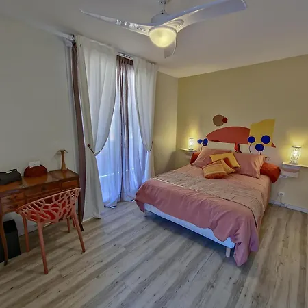 L'heure Sud T3 T3 Clim Avec Garage Au Centre-ville